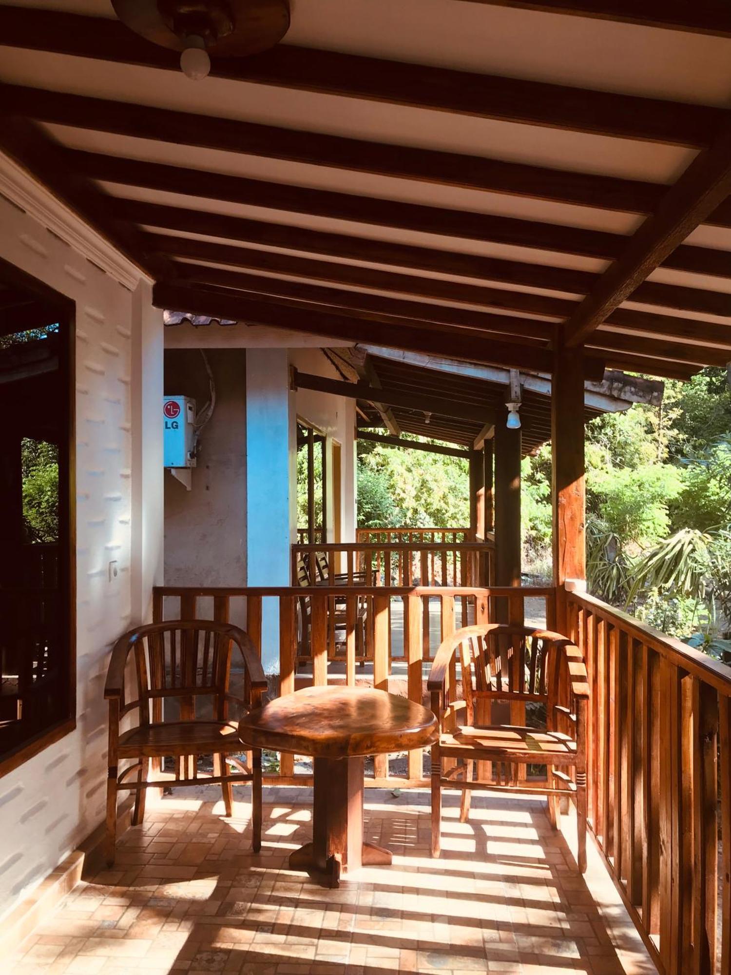 Pondok Wisata Gili Lampu Labuhan Pandan Buitenkant foto